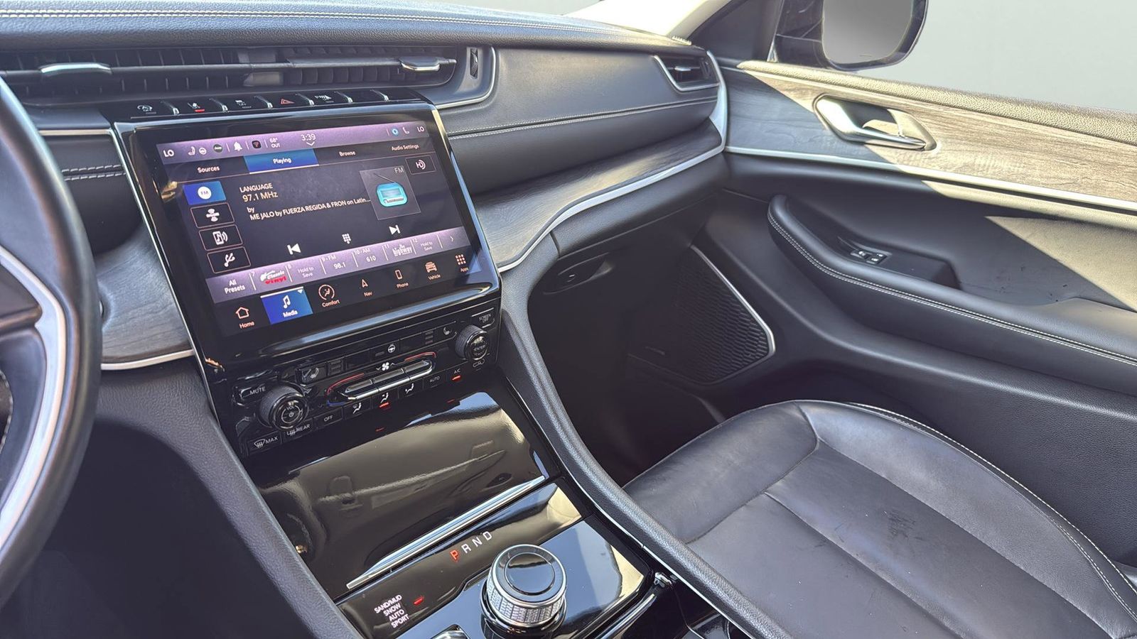 Used Car 2022 Jeep Grand Cherokee L  Limited For Sale Under $35,000 In Austin, Texas