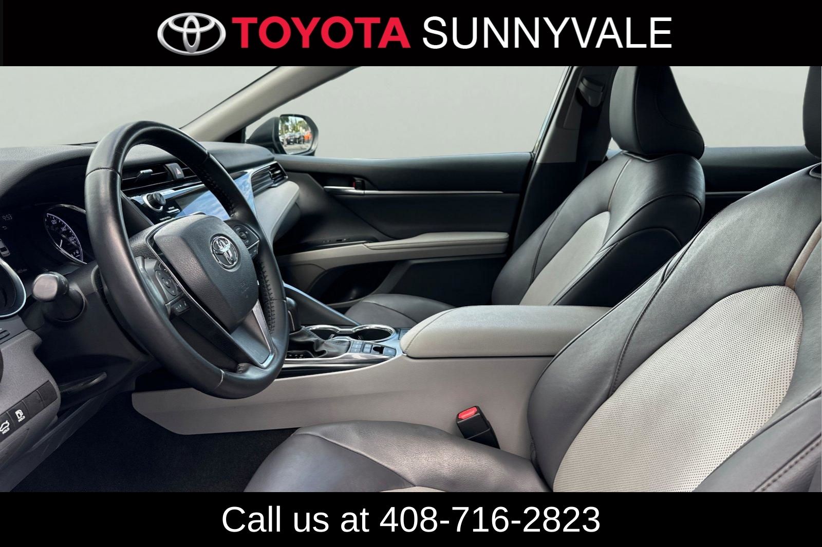 Used 2020 Toyota Camry Hybrid Sedan