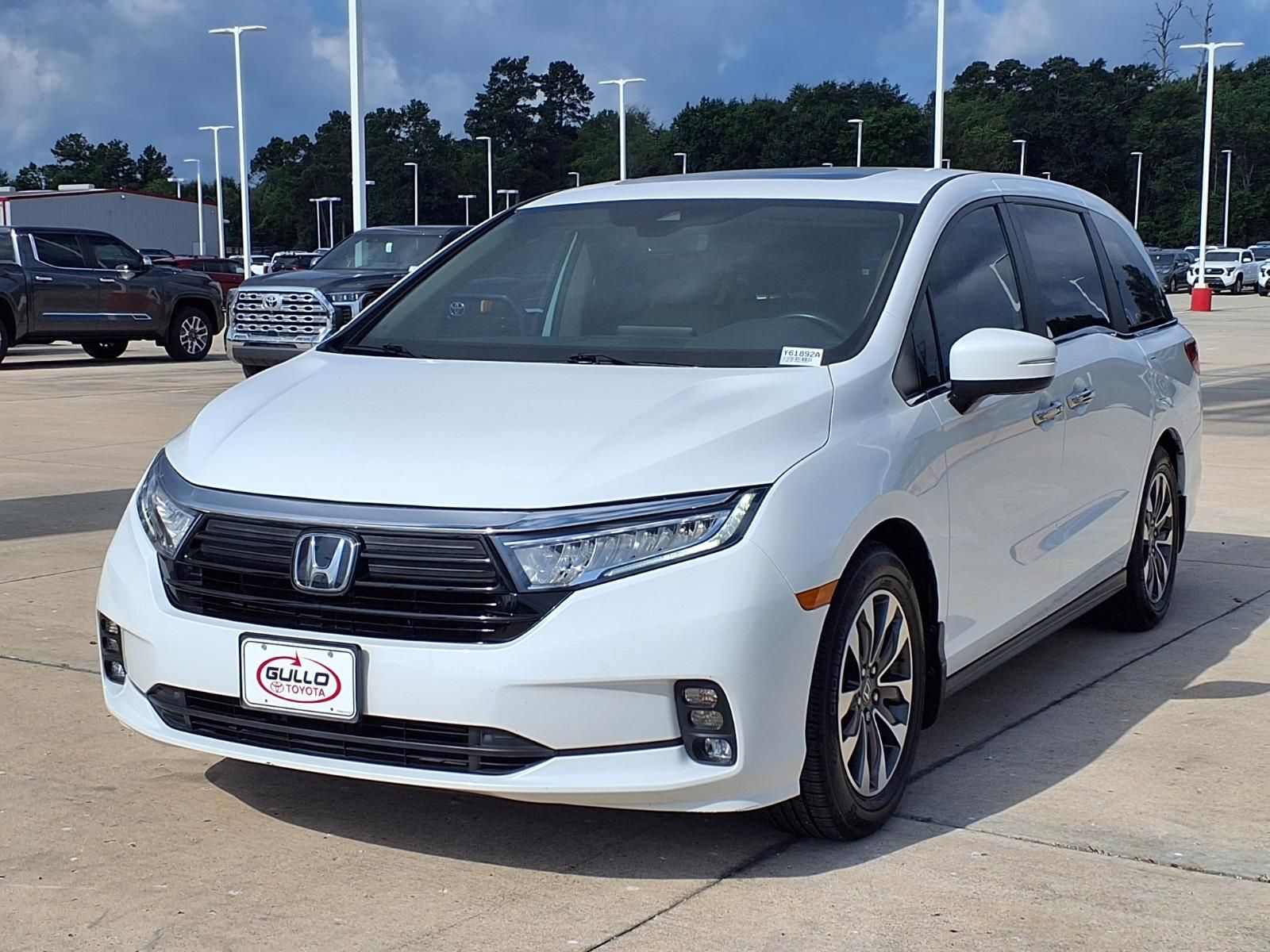 2022 Honda Odyssey EX-L White at Parkway Family Mazda