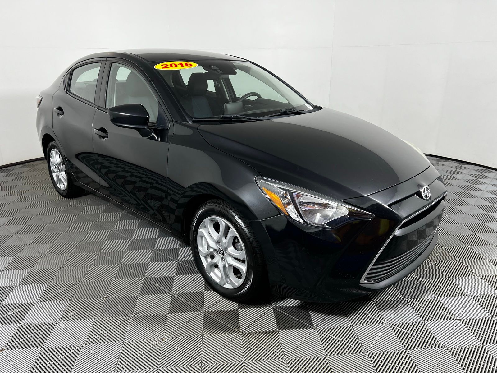 2016 Scion iA Base 3