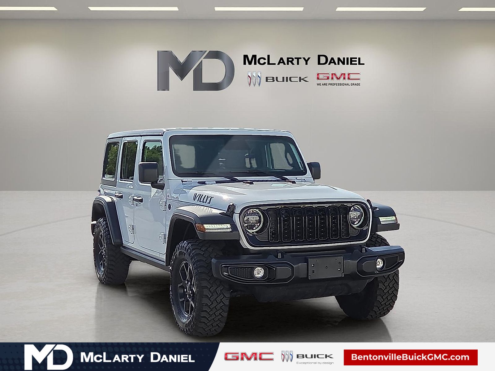 Bright White Clearcoat 2025 Jeep Wrangler SUV / Crossover Four-Wheel Drive 8-Speed Automatic
