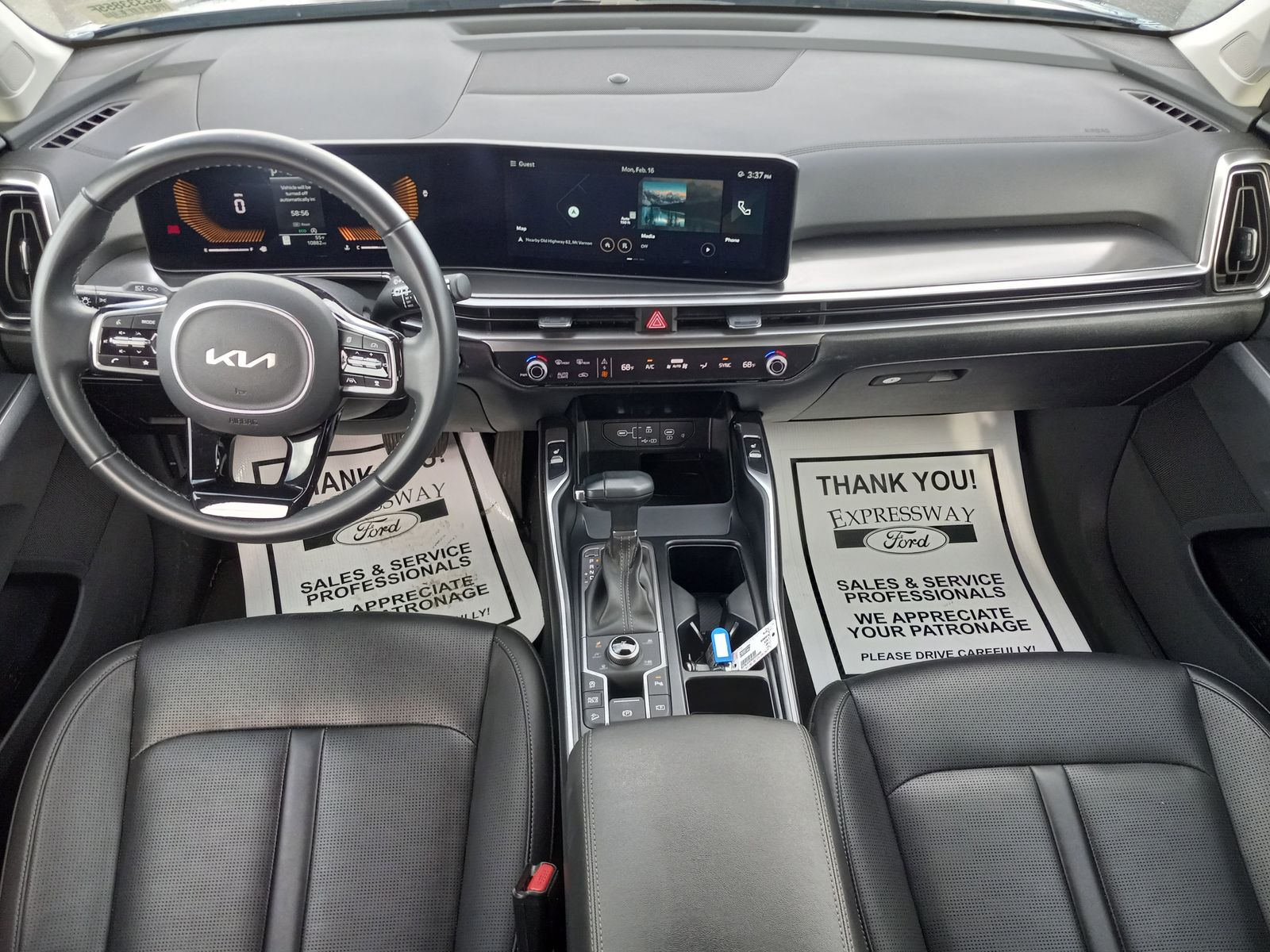 2025 Kia Sorento image 17
