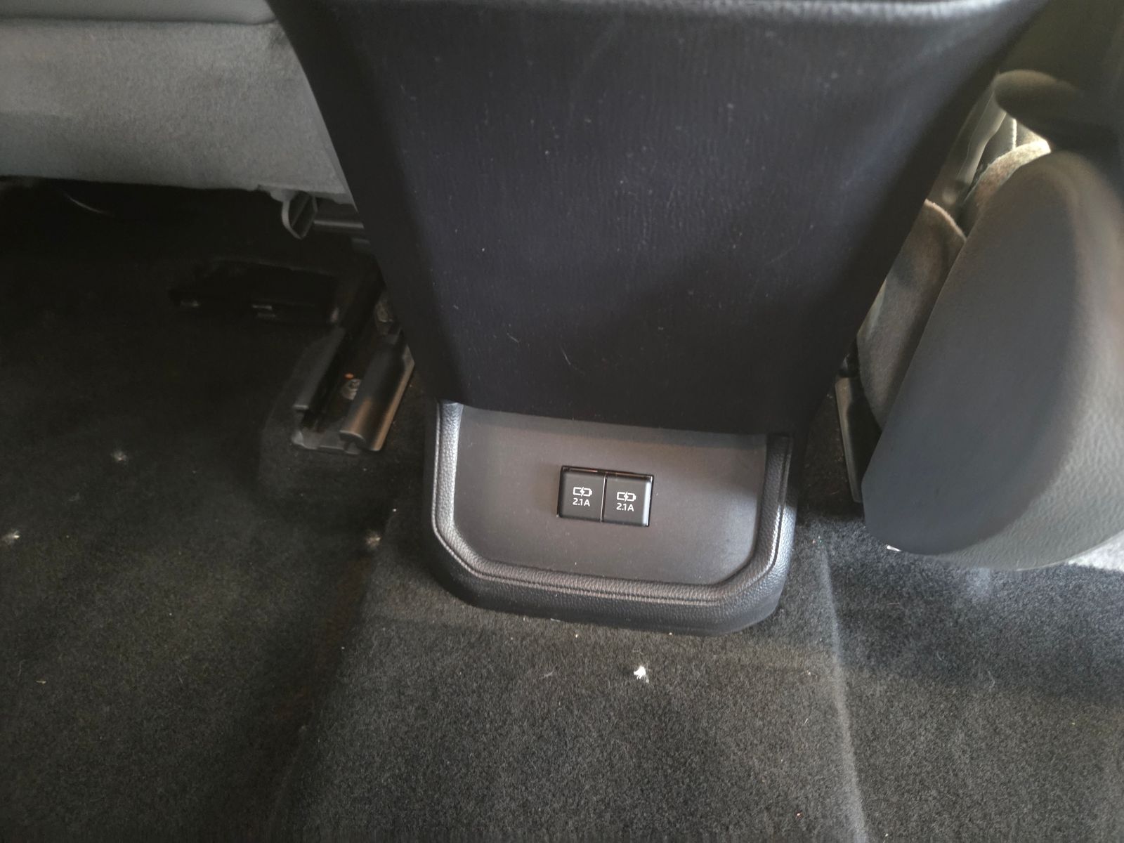 Used 2020 Red Toyota XLE image 29
