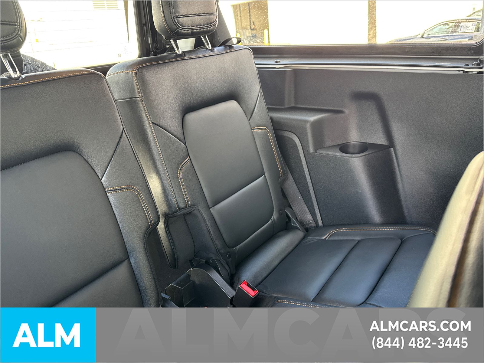 Used 2024 White Ford Badlands image 18