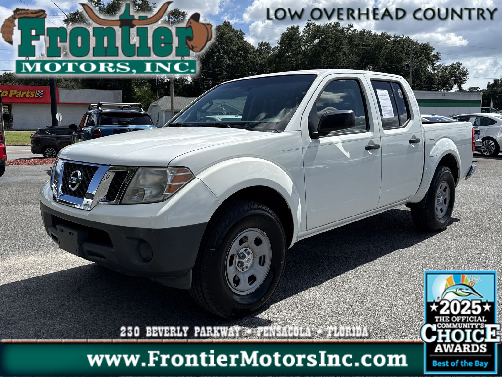Glacier White 2013 Nissan Frontier Pickup Truck 4X2 5-Speed Automatic Overdrive