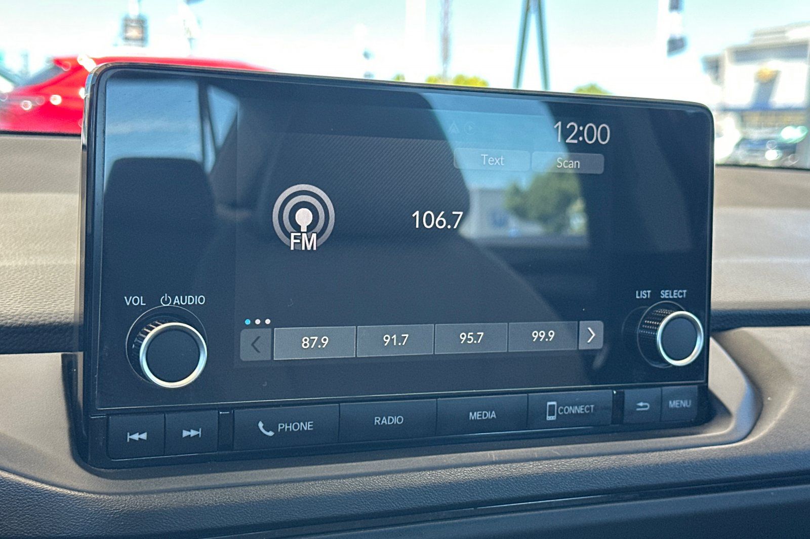 2025 Honda Accord SE - Photo 16