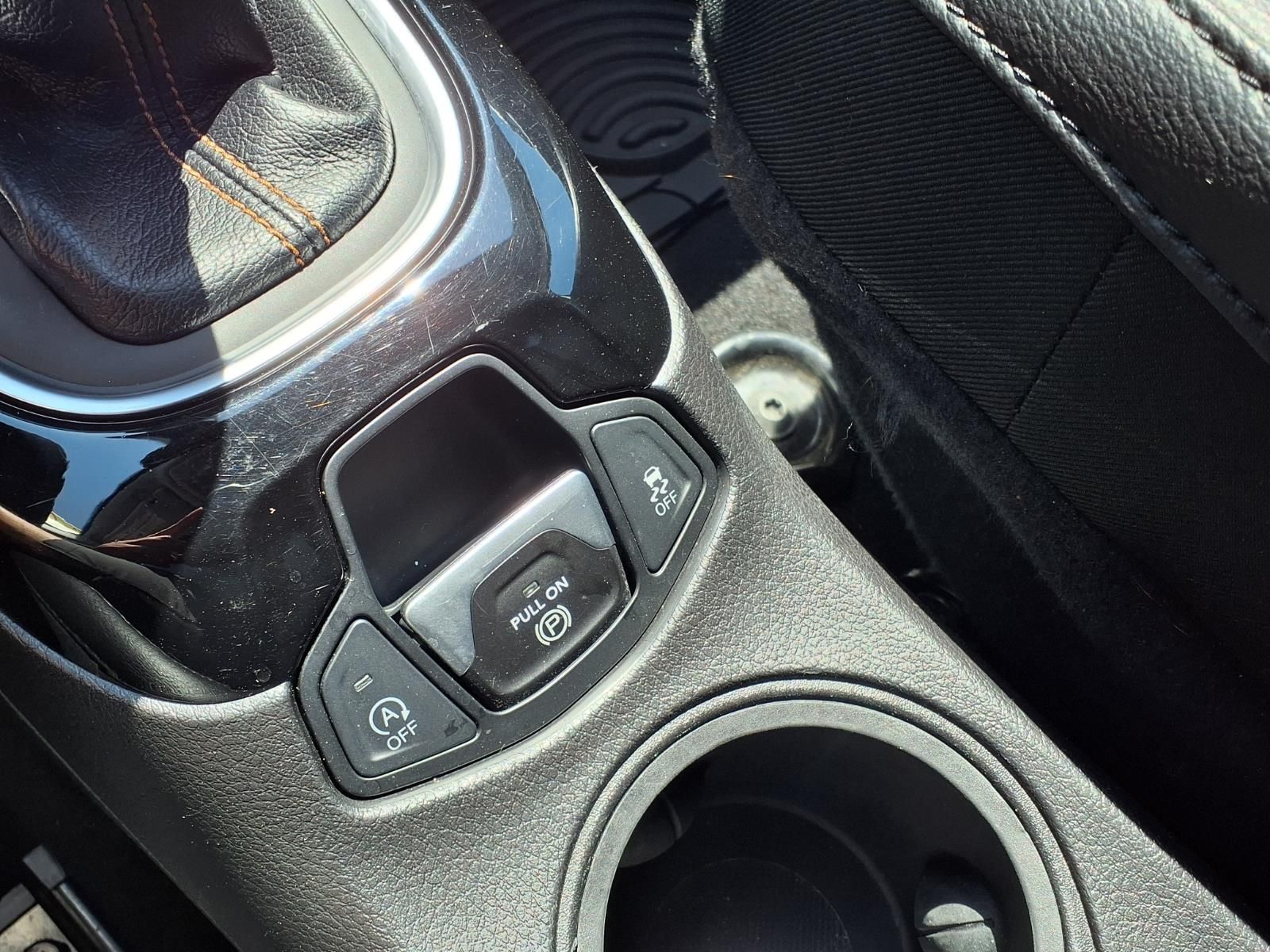 2019 Jeep Compass Limited Silver at Bravo Nissan