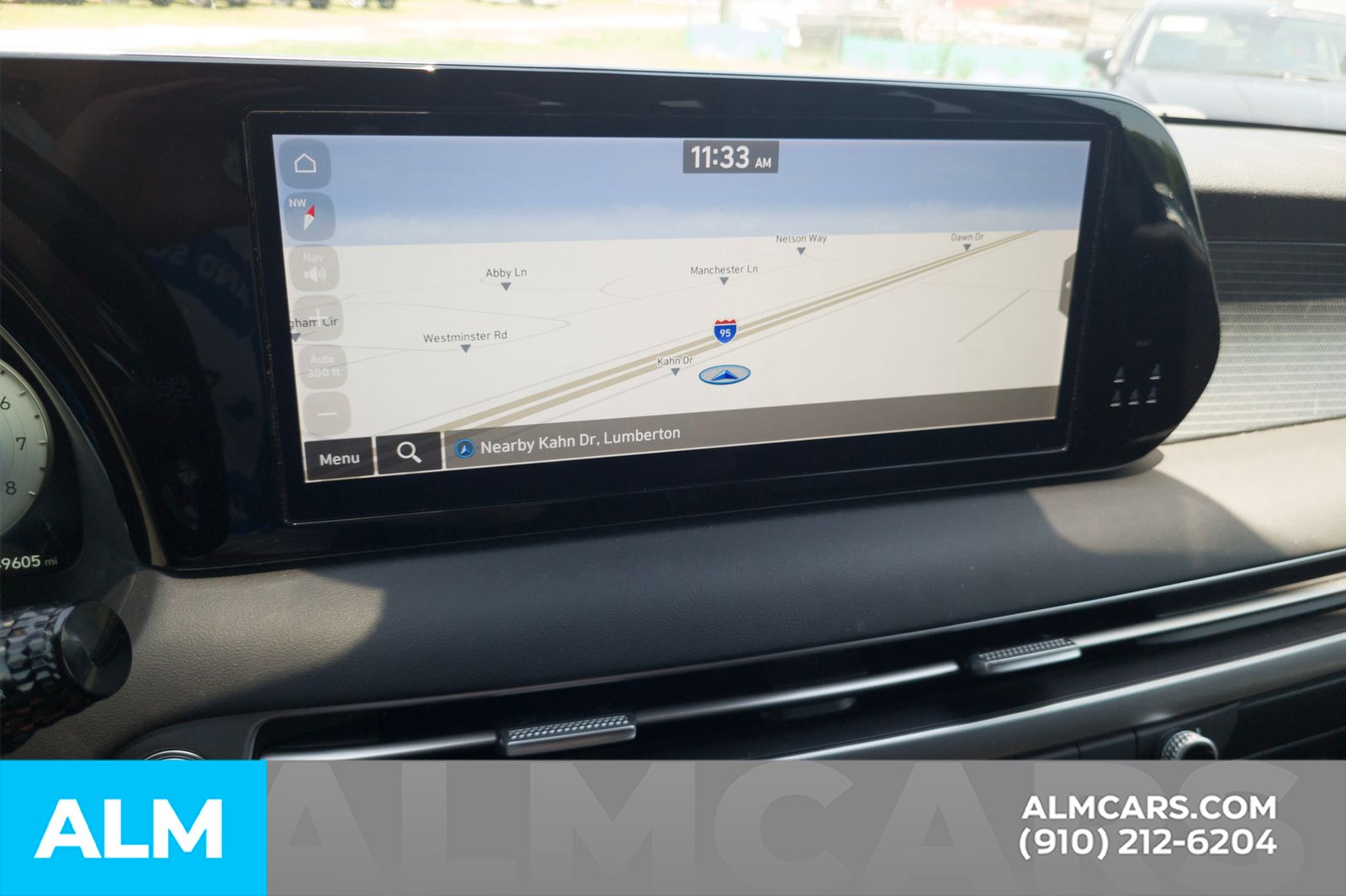 Used 2023 Graphite Hyundai Limited image 28