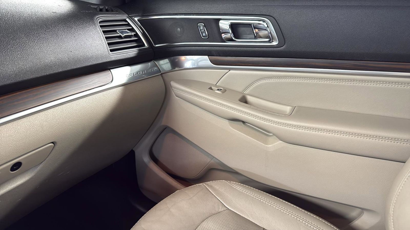 Used Car 2019 Ford Explorer  Limited For Sale Under $20,000 In Austin, Texas