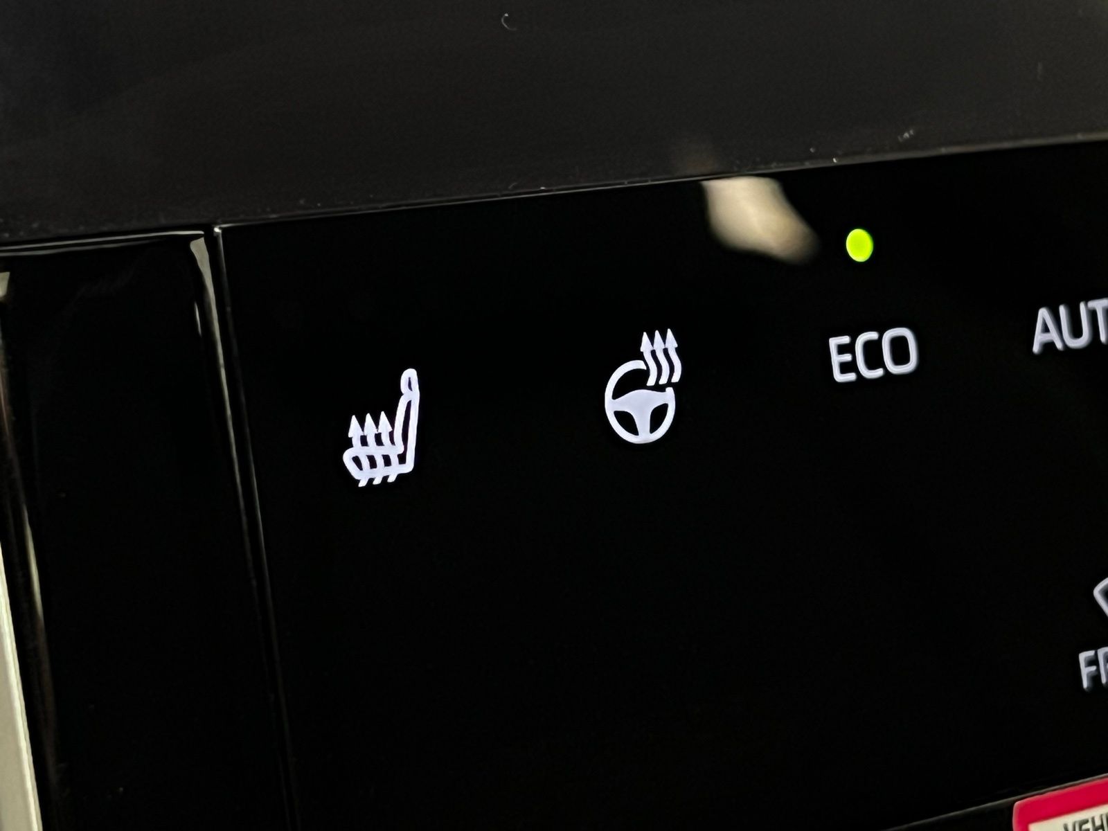 Thumbnail: 2024 Toyota bZ4X - 20