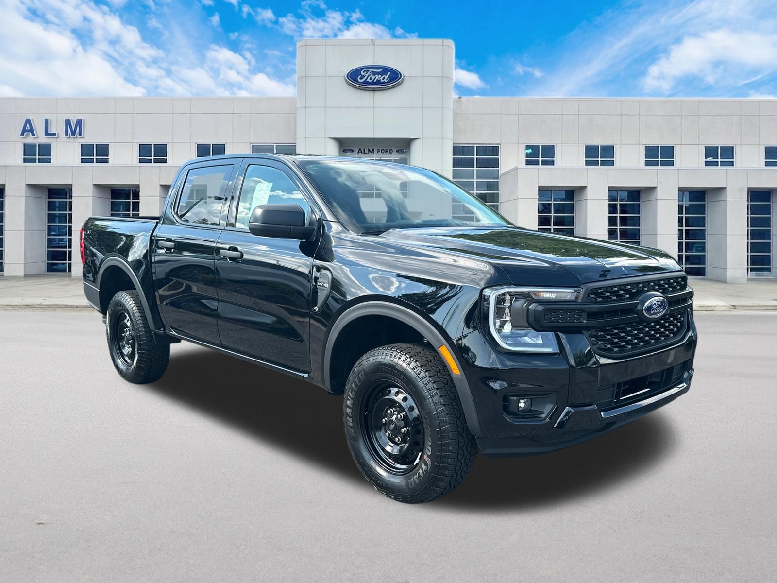 New 2026 Shadow Black Ford XL image 4