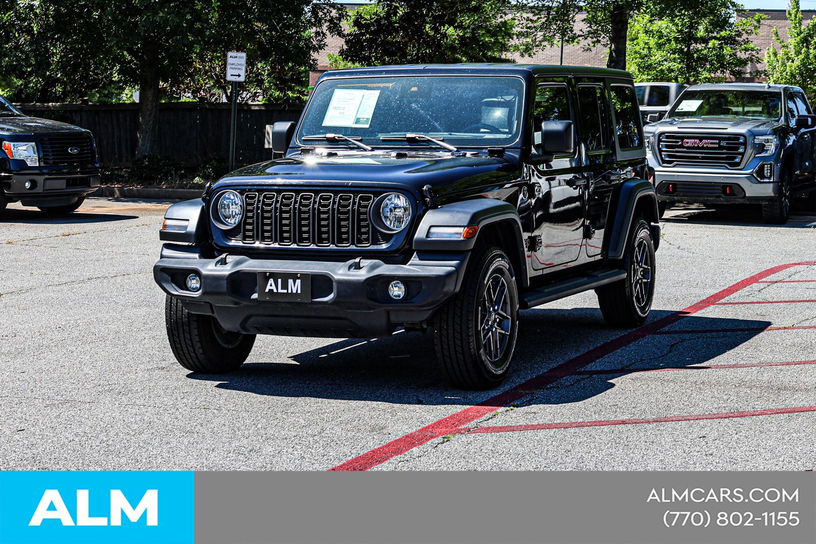 Used 2024 Black Jeep Sport S image 4