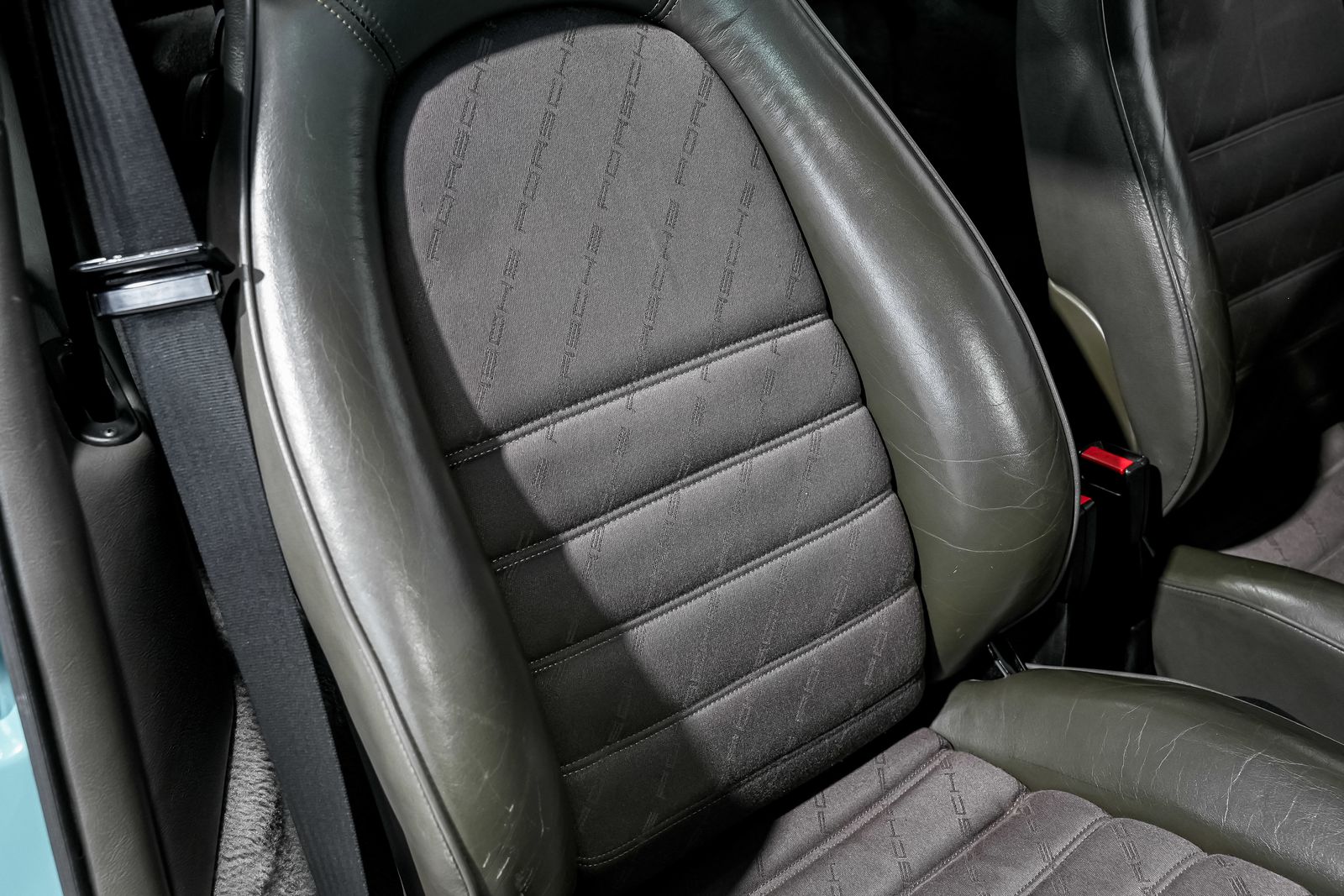 1988 Porsche 911 Carrera — photo 36