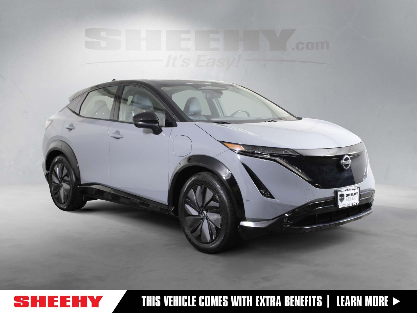 Boulder Gray Pearl/Black Diamond Pearl 2023 Nissan Ariya SUV / Crossover All-Wheel Drive Continuously Variable Transmission