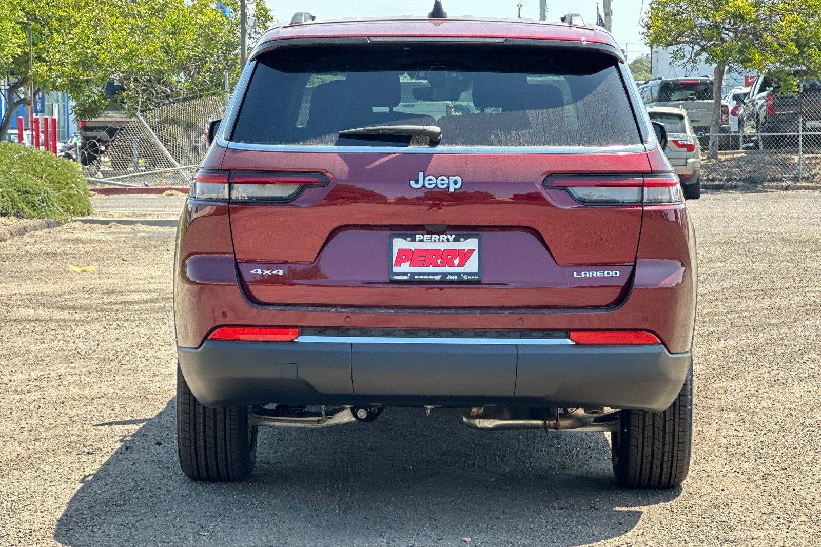 View vehicle photo 5