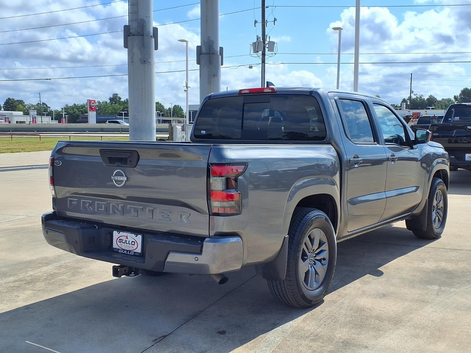 2025 Nissan Frontier SV - 5