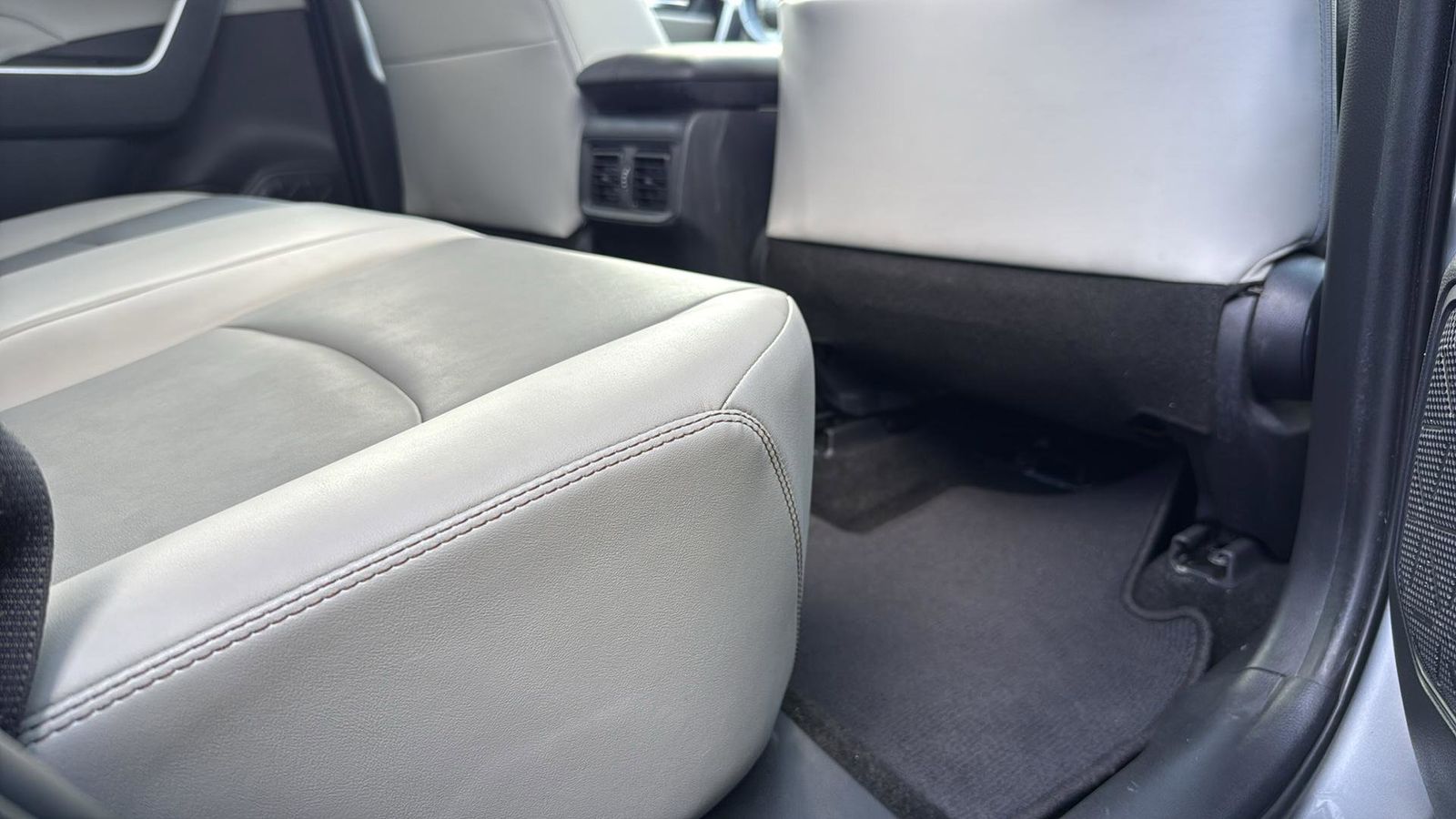 Used Car 2019 Toyota Rav4  Xle Premium For Sale Under $25,000 In Austin, Texas