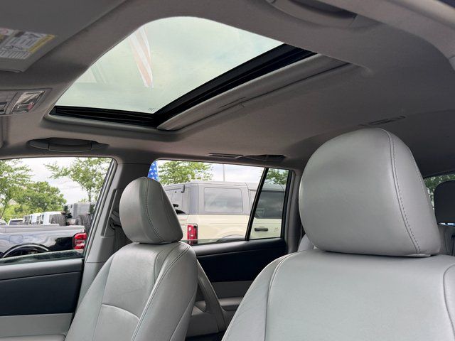 Used 2013 Magnetic Gray Metallic Toyota SE image 10