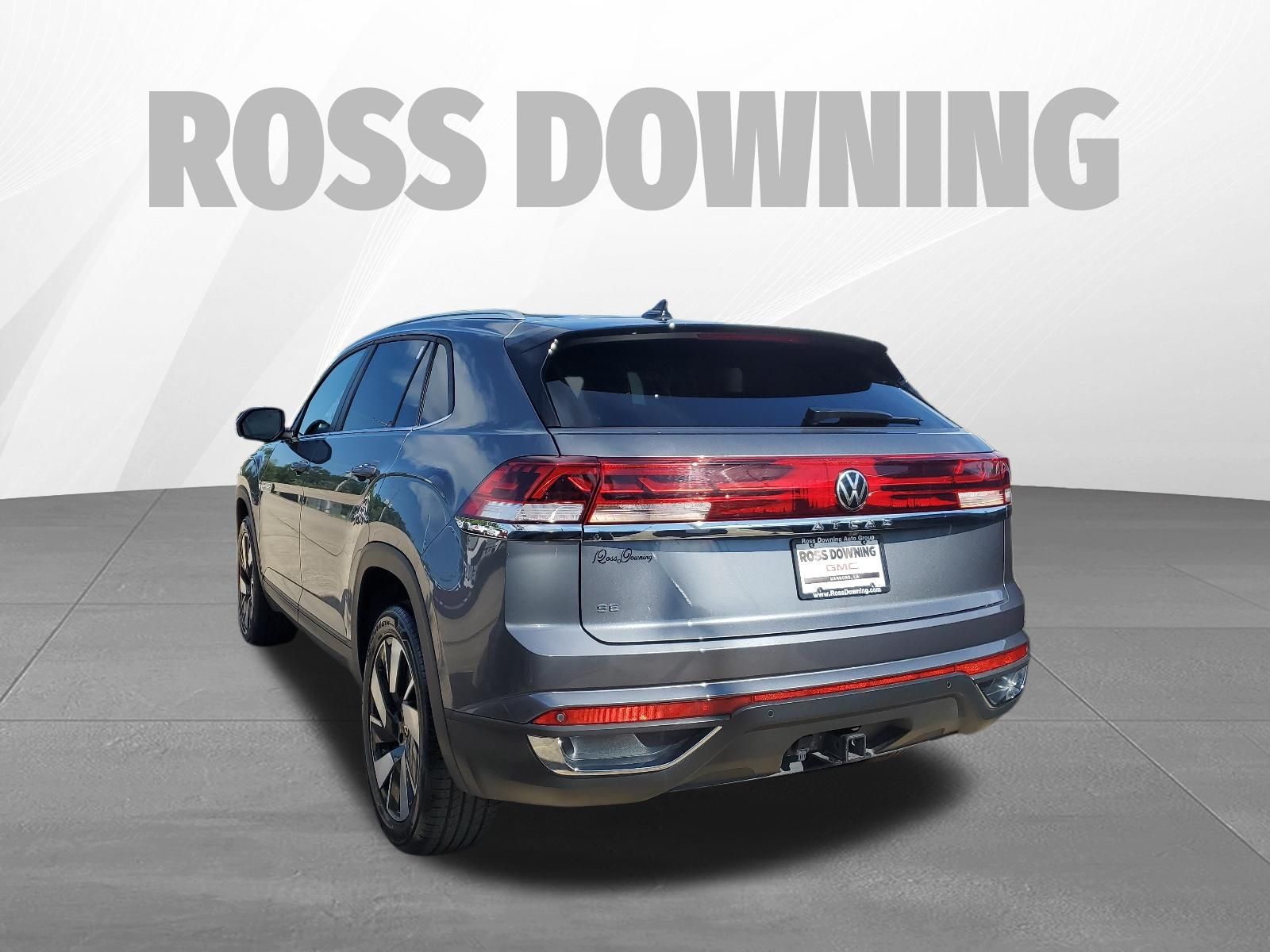 2025 Volkswagen Atlas Cross Sport 2.0T SE w/Technology - 5