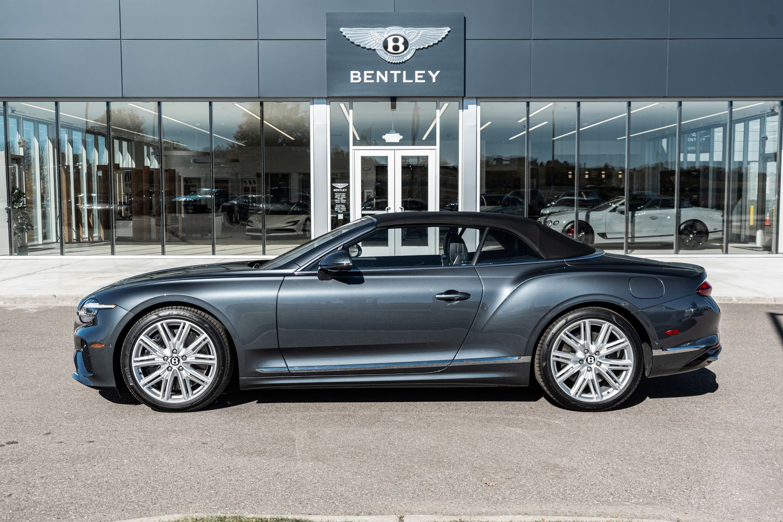 2026 Bentley Continental GTC photo 4