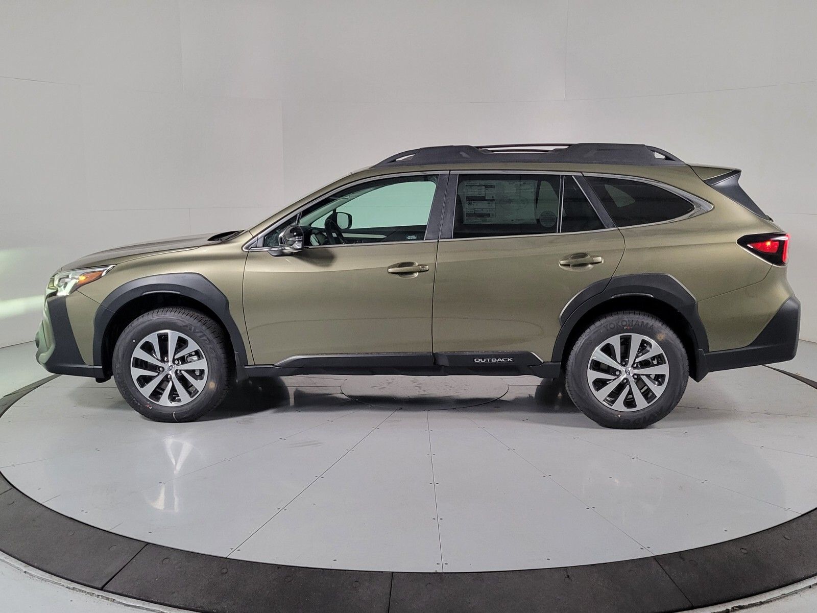 2025 Subaru Outback Premium 7