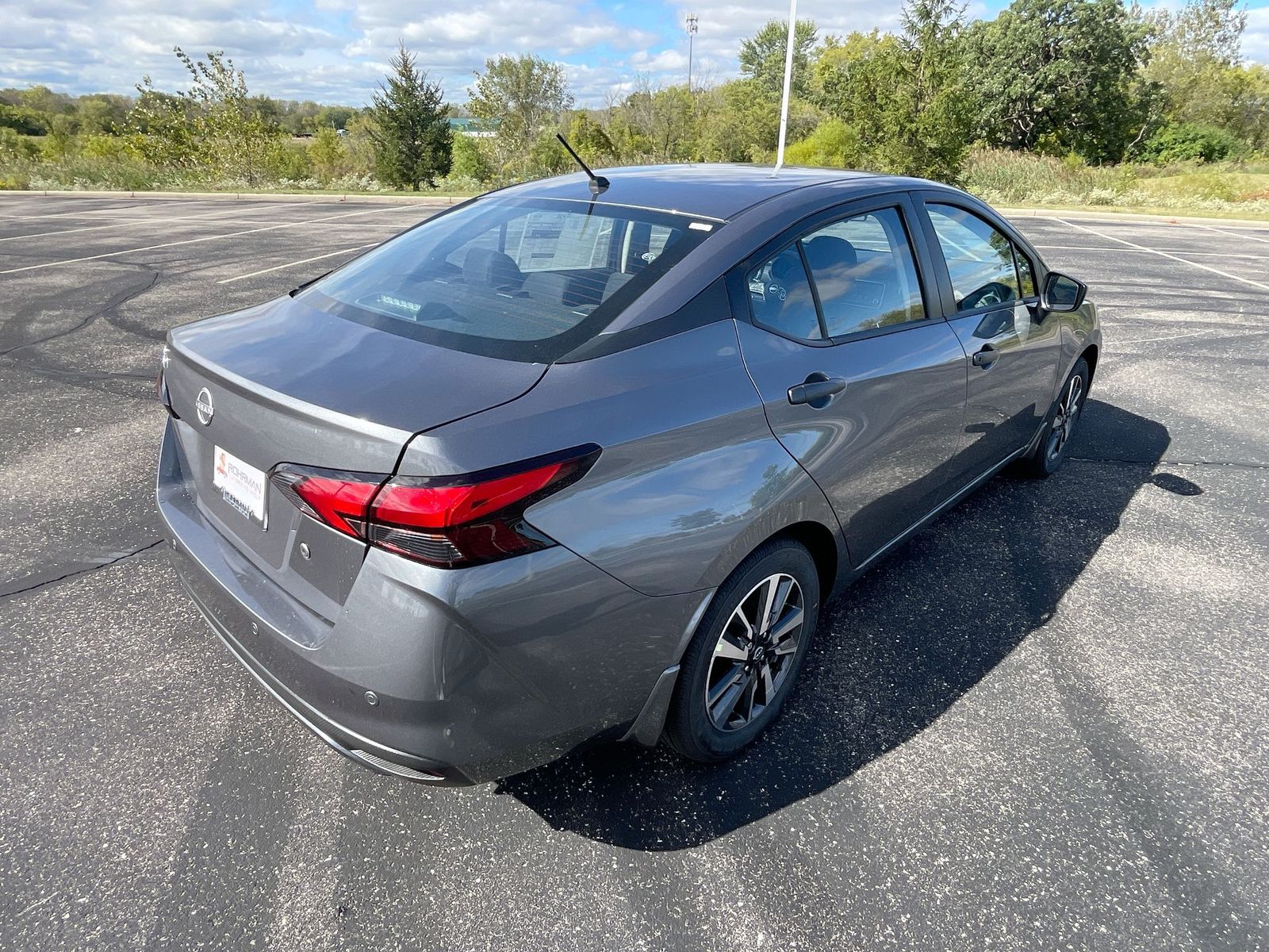 2024 Nissan Versa 1.6 S 35