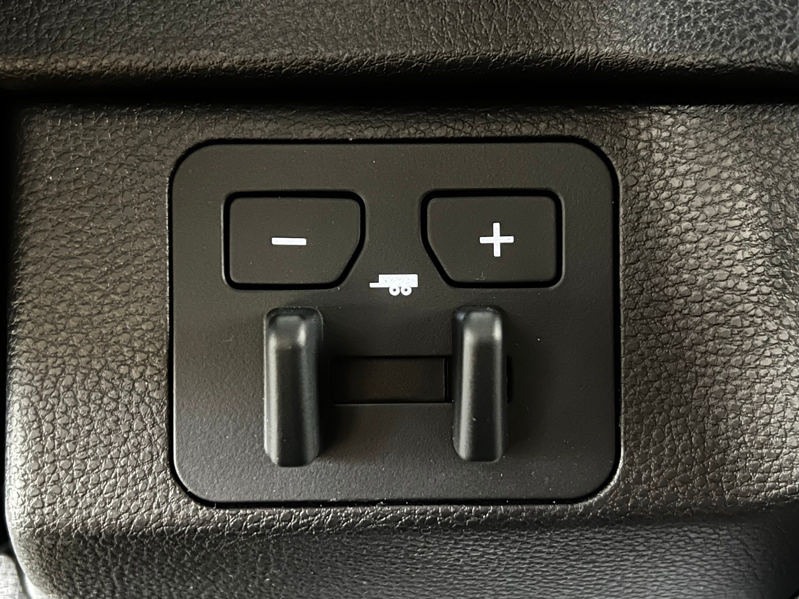 Thumbnail: 2026 Toyota Tundra - 17