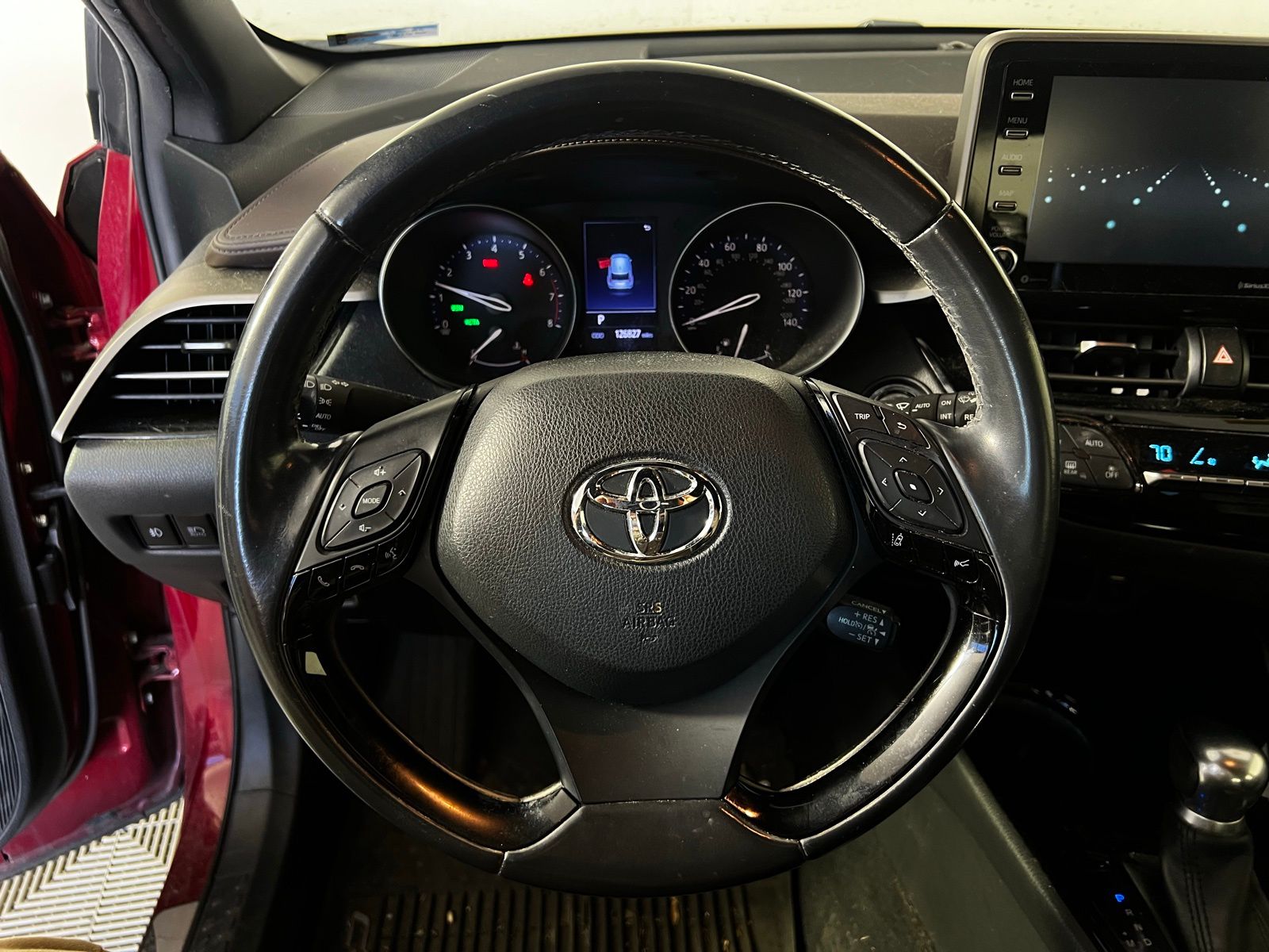 Thumbnail: 2019 Toyota C-HR - 9