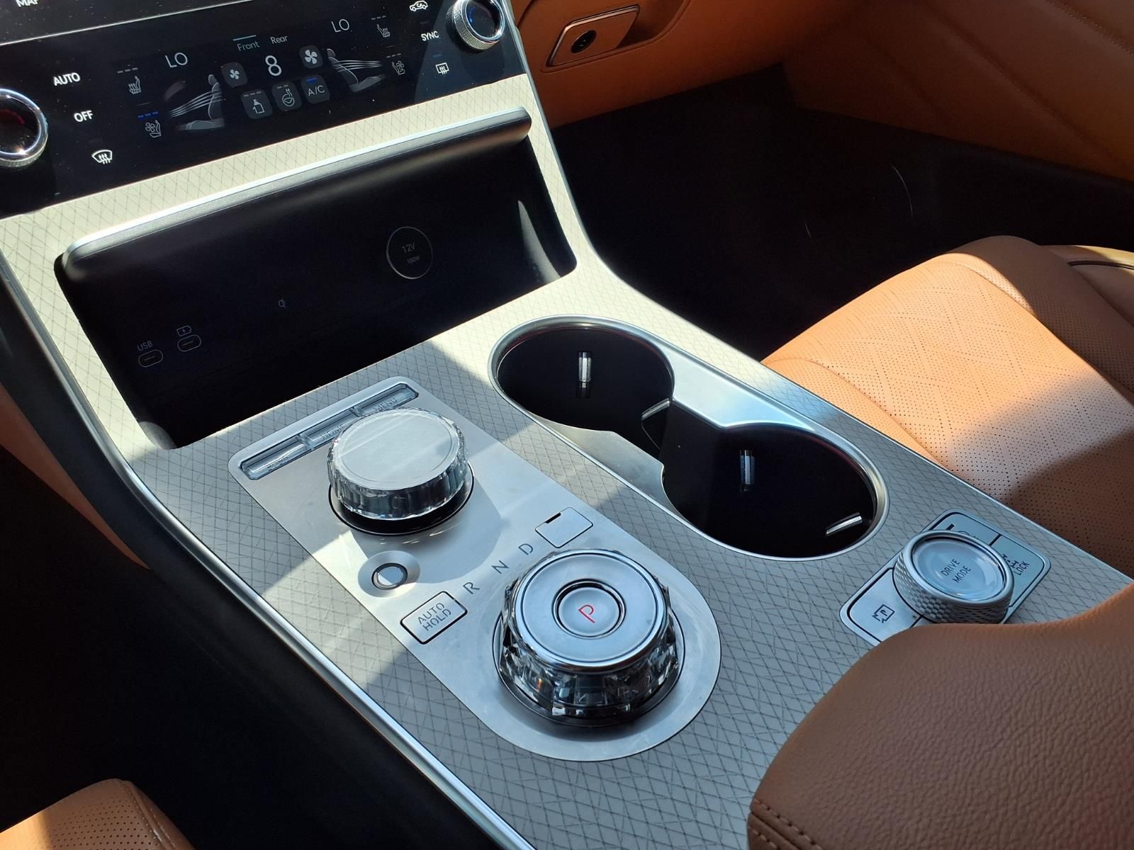 2025 Genesis GV80 3.5T Advanced White at Texan Dodge Chrysler Jeep Ram
