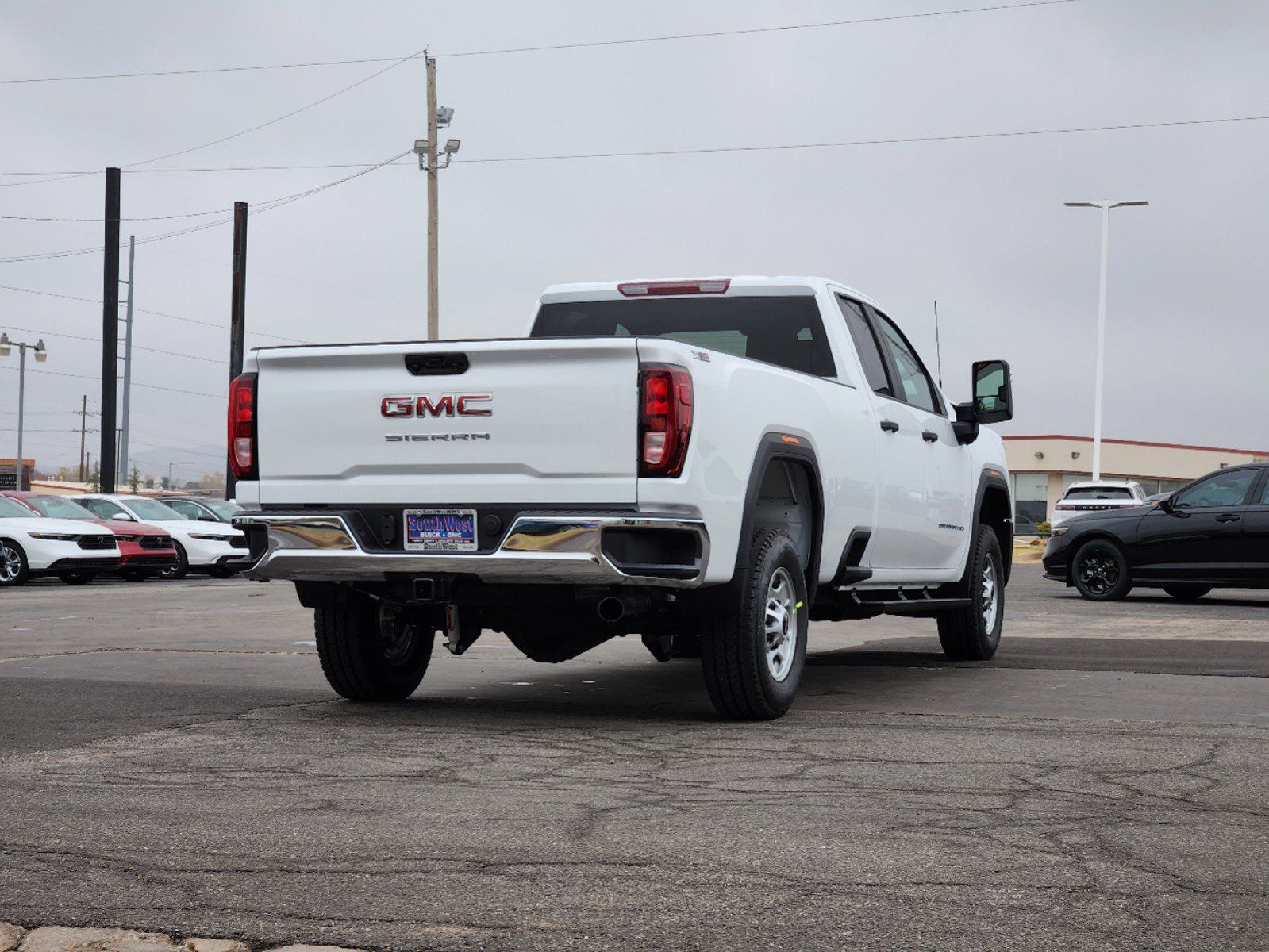 2025 GMC Sierra 2500HD Pro 4