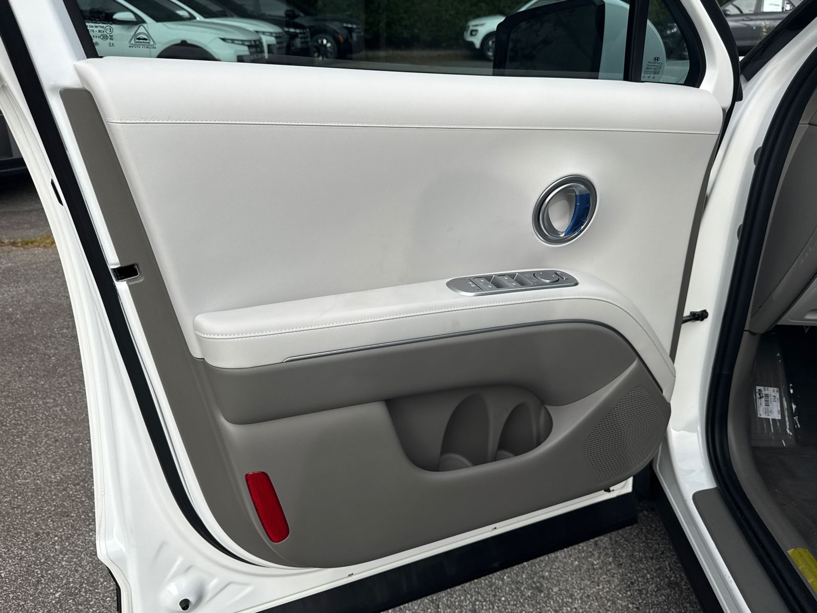 New 2026 White Hyundai Blue SEL image 27