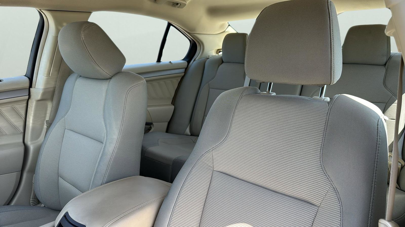 Used Car 2014 Ford Taurus  Sel For Sale Under $10,000 In Austin, Texas