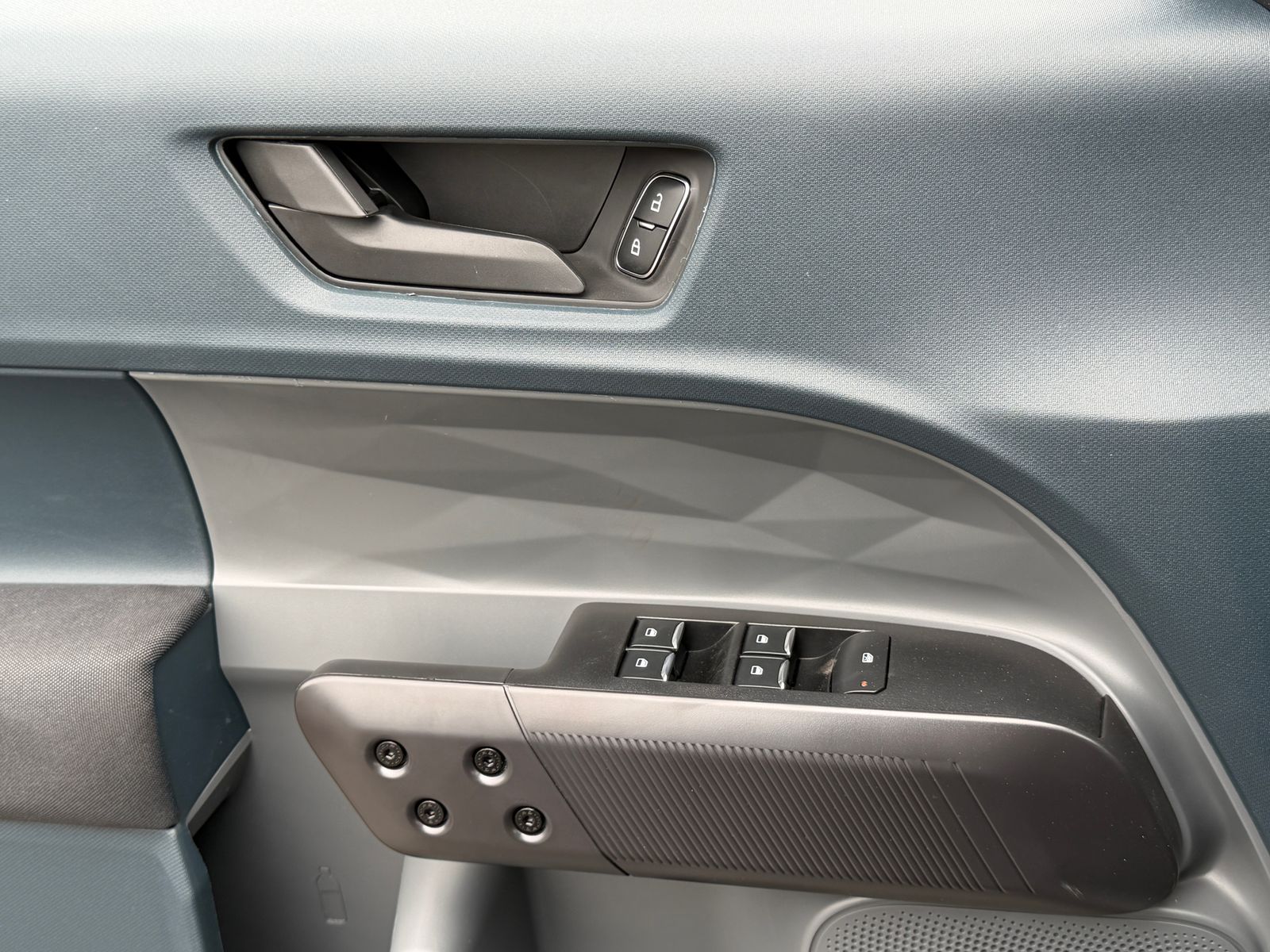 New 2026 Carbonized Gray Metallic Ford XL image 32
