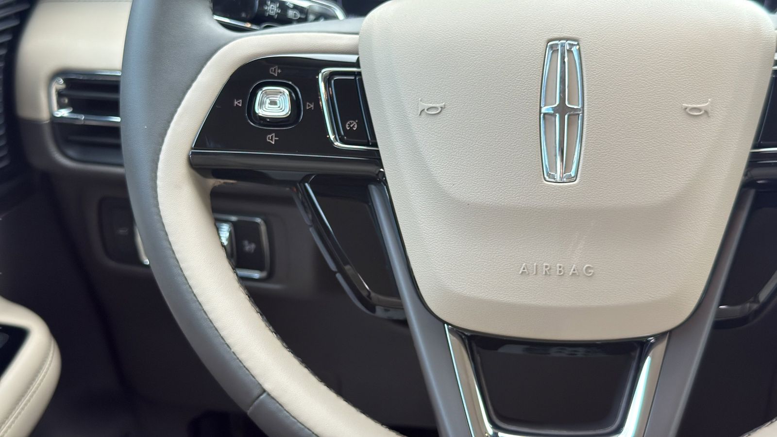 Used Car 2022 Lincoln Corsair  Standard For Sale Under $25,000 In Austin, Texas