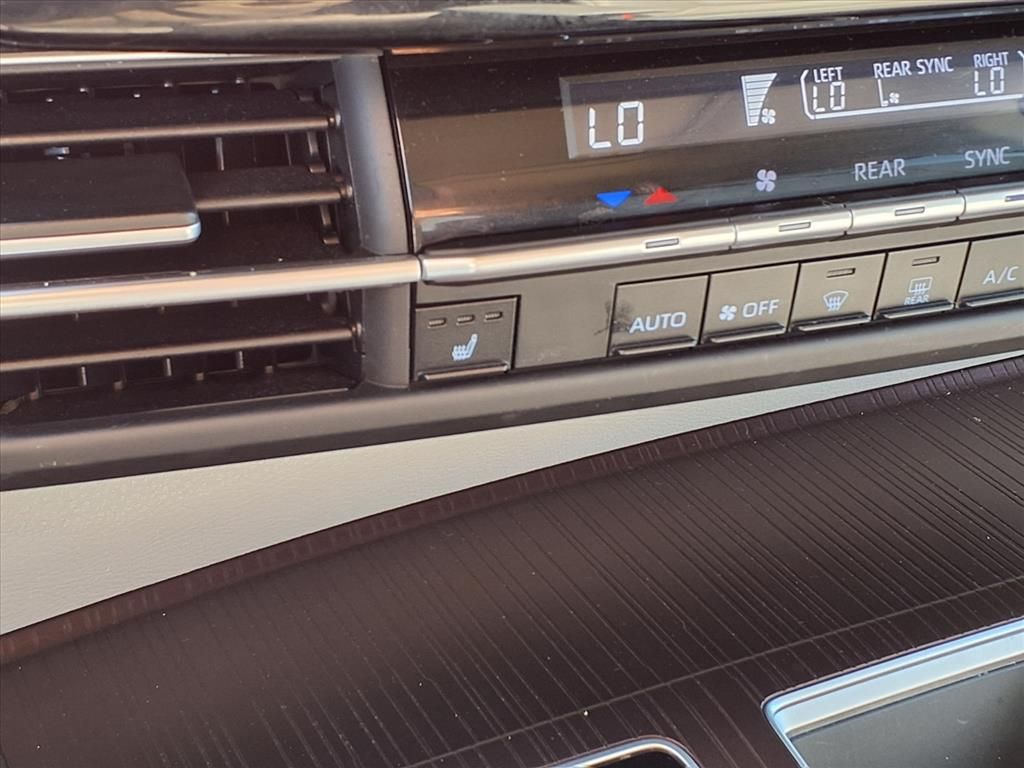 2023 Toyota Sienna XLE  at Don McGill Toyota