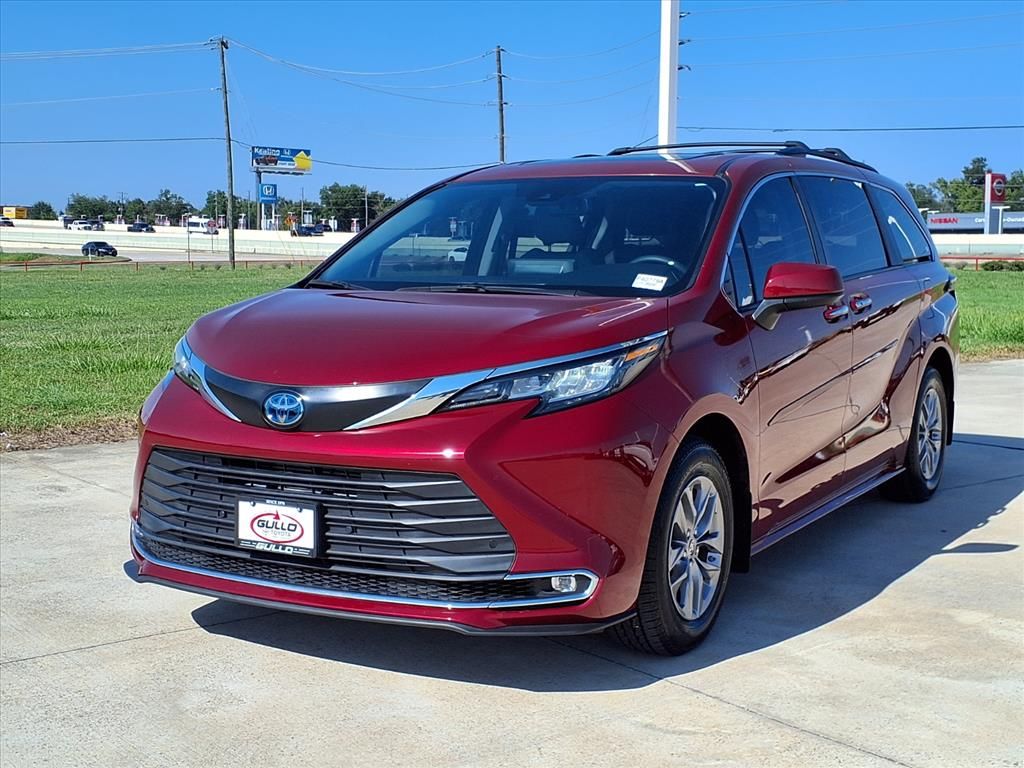 2023 Toyota Sienna XLE Red at Gullo Toyota
