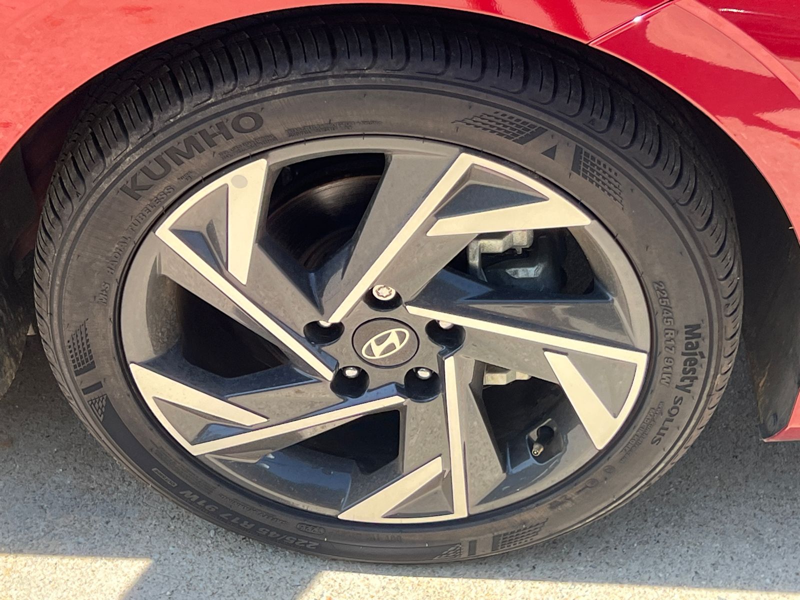 Used 2025 Red Hyundai SEL Sport image 12
