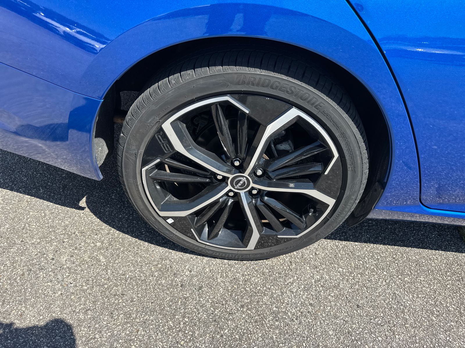Used 2025 Blue Nissan 2.5 SR image 17