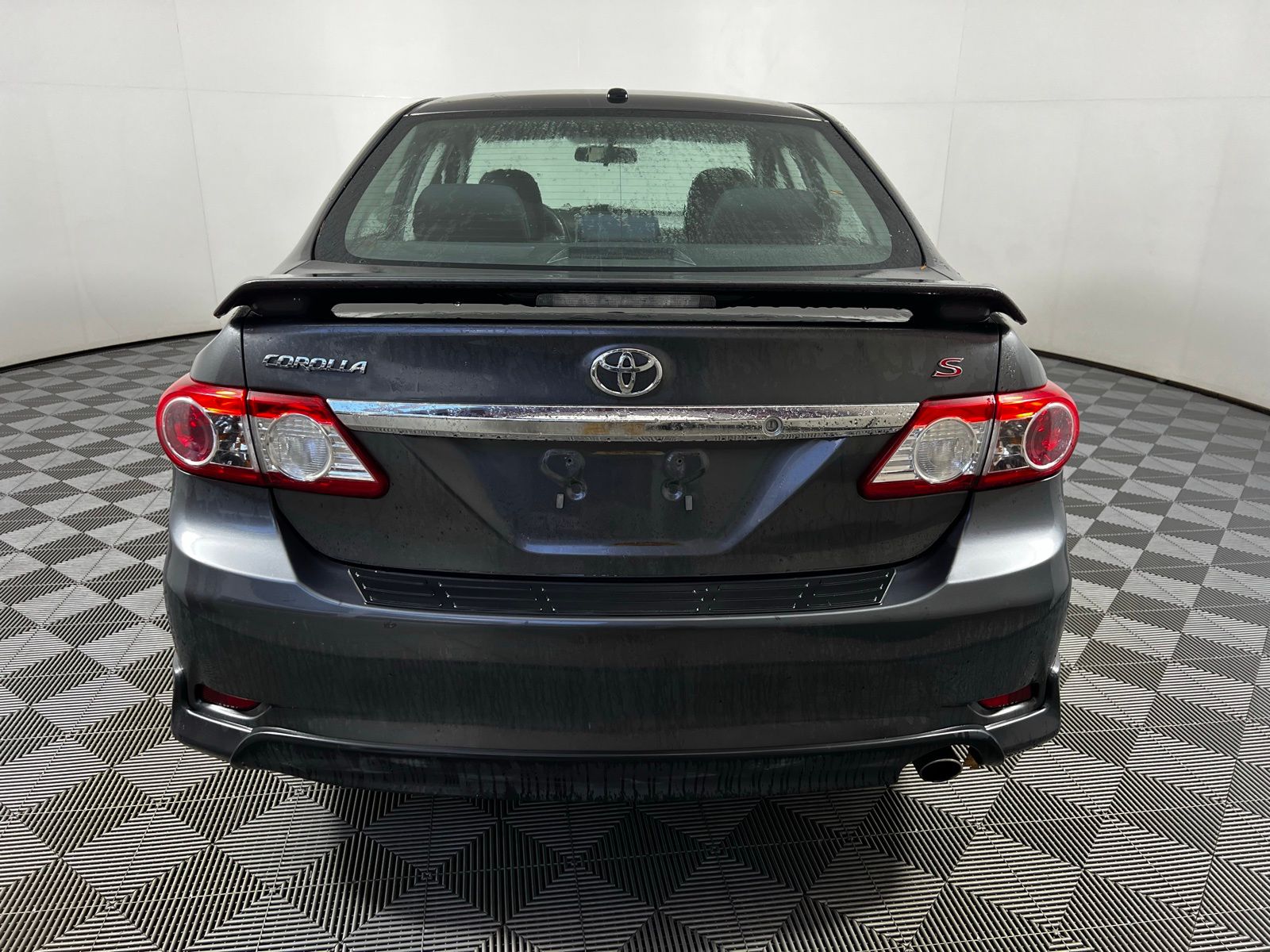 2013 Toyota Corolla S 6