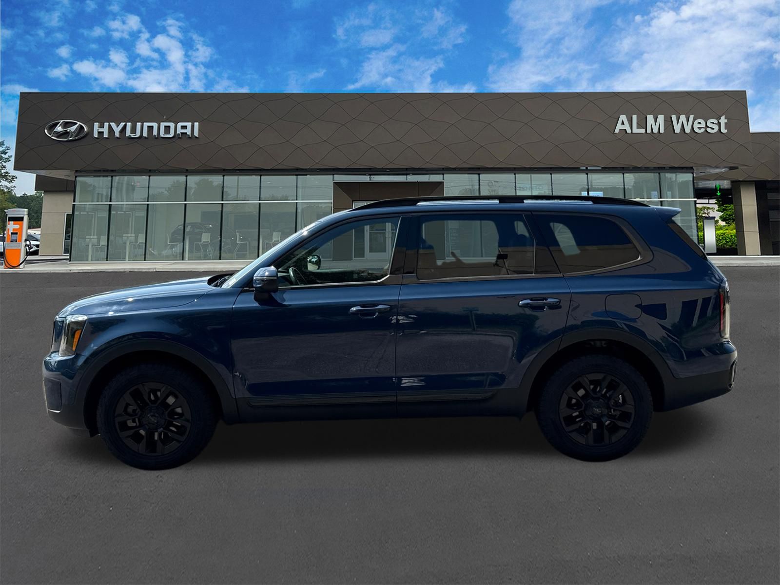 Used 2025 Black Kia EX X-Pro image 8