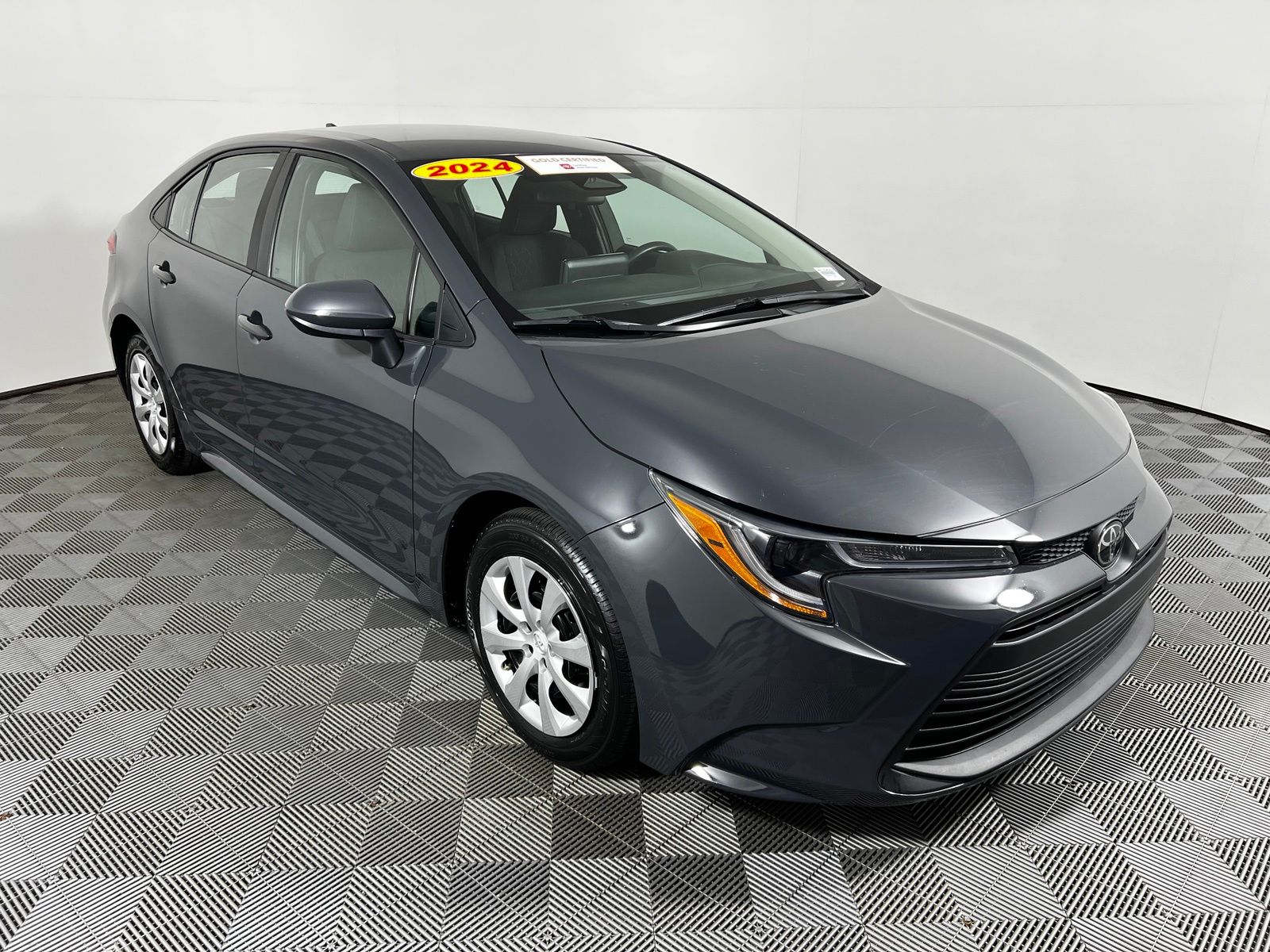 Thumbnail: 2024 Toyota Corolla - 3