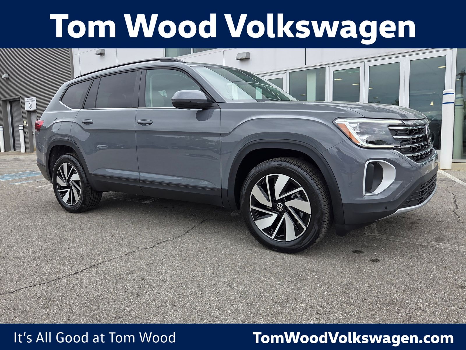 new 2026 Volkswagen Atlas car, priced at $45,654