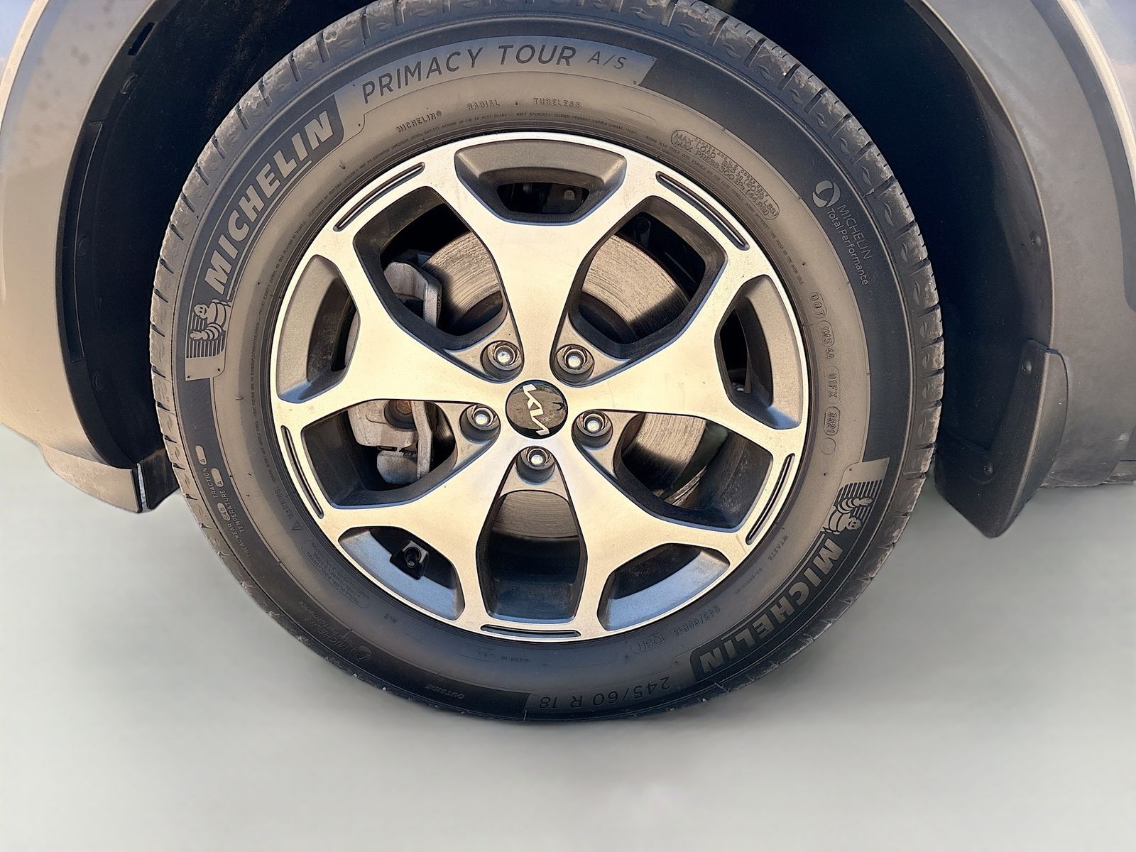 Used 2022 Silver Kia EX image 18