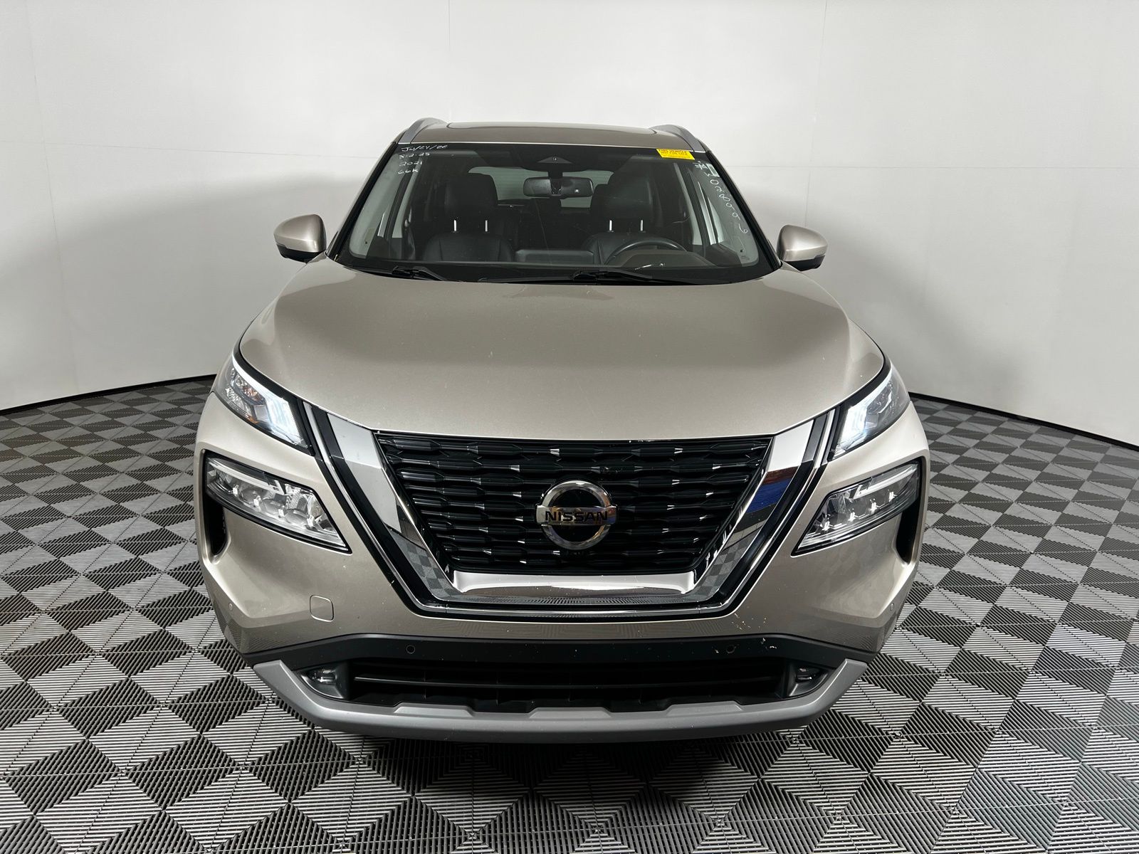 Thumbnail: 2021 Nissan Rogue - 2