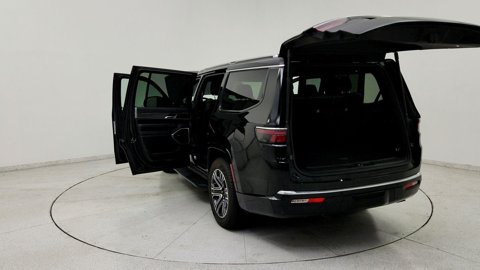 Used 2024 Black Jeep Series II image 13