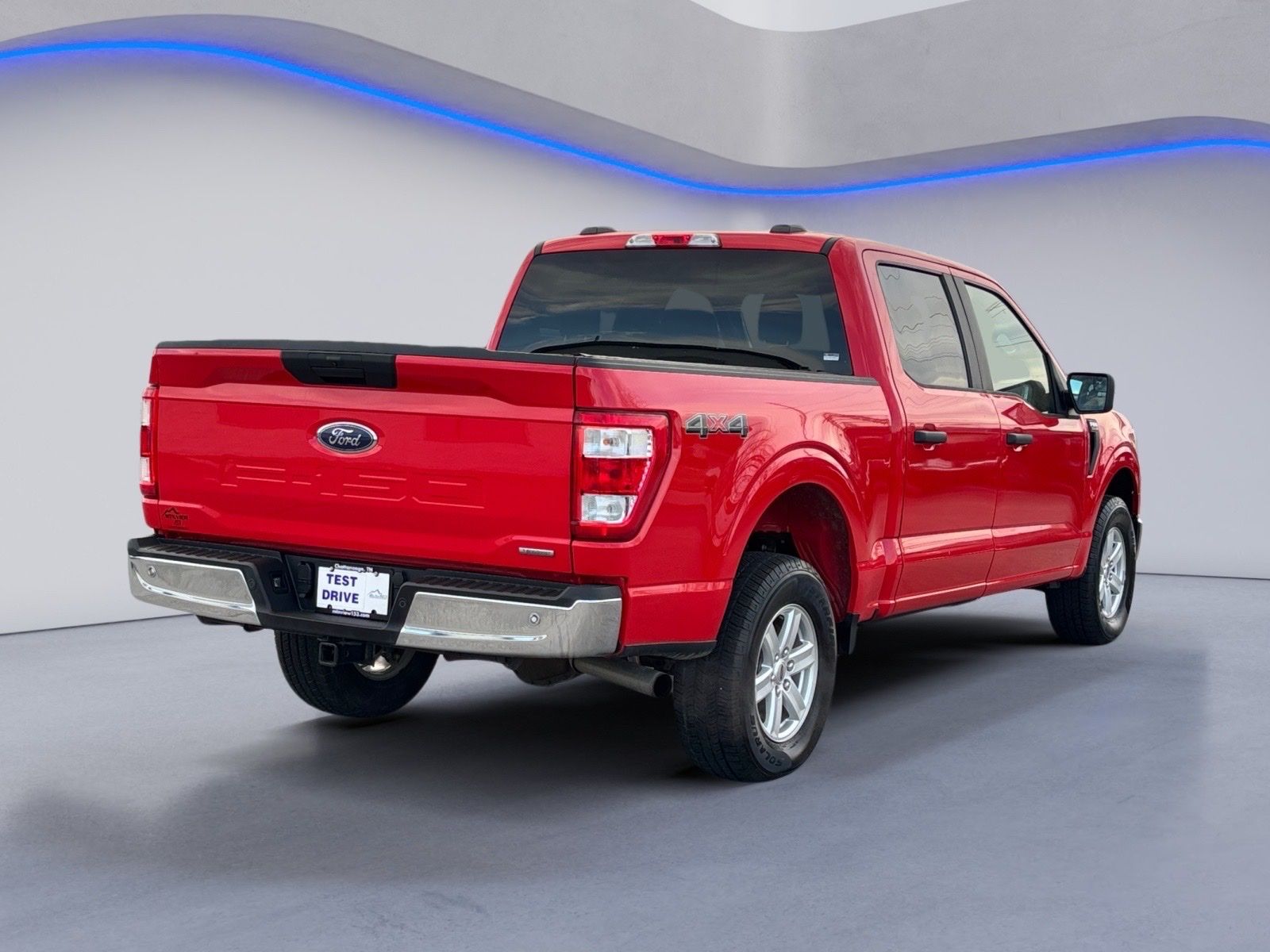 View vehicle photo 3