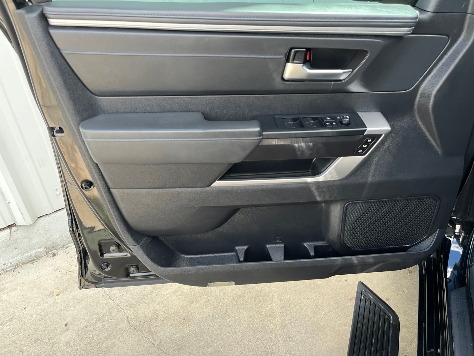 Used Car 2023 Toyota Tundra  Platinum For Sale Under $50,000 In Austin, Texas