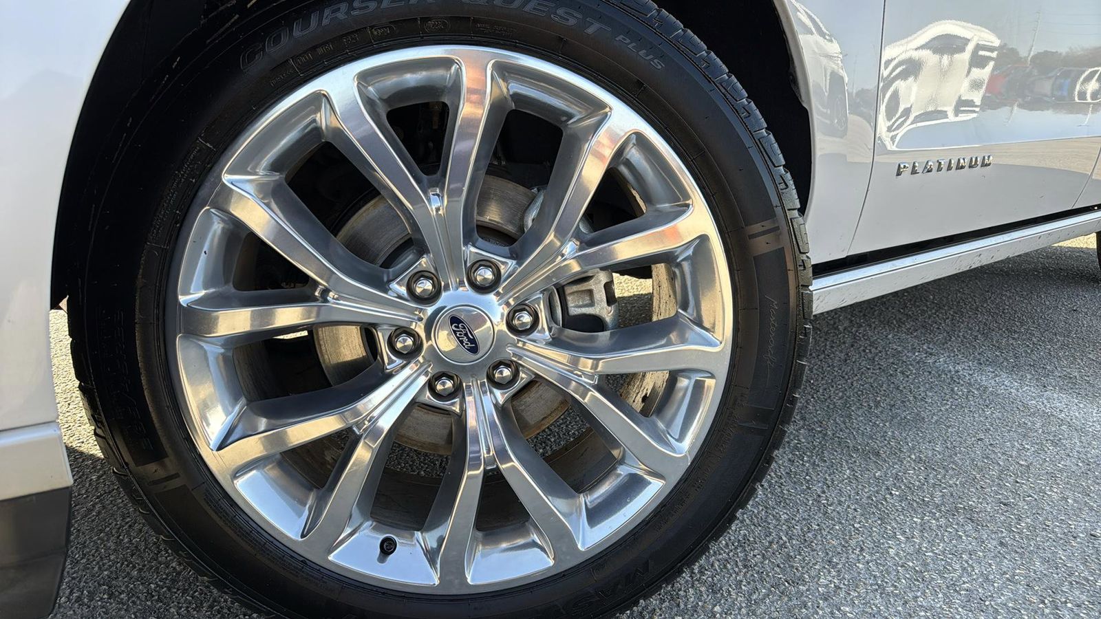 Used Car 2019 Ford Expedition Max  Platinum For Sale Under $25,000 In Austin, Texas