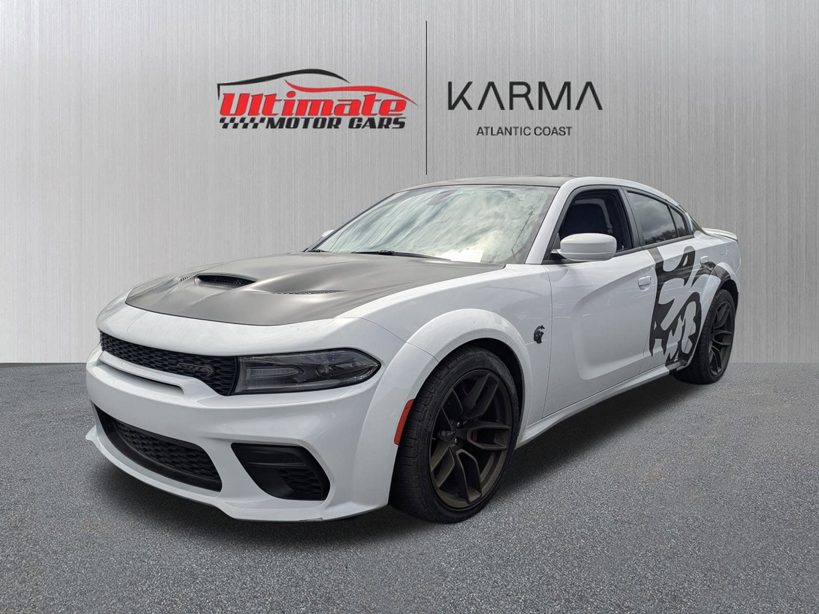 View vehicle photo 7