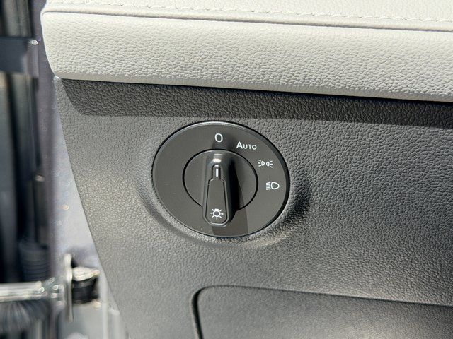 Used 2024 Gray Volkswagen 1.5T SE image 34
